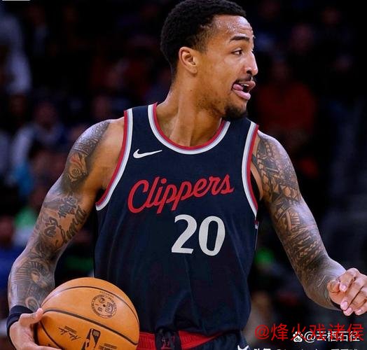 快船签下凯琼斯双向合同 季前赛表现亮眼场均8分5板2盖帽 快船签下凯琼斯双向合同 季前赛表现亮眼场均8分5板2盖帽