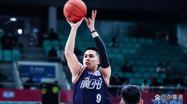 星空体育下载 陈盈骏15+6+6助广州逆袭青岛 鲍威尔三双难救主